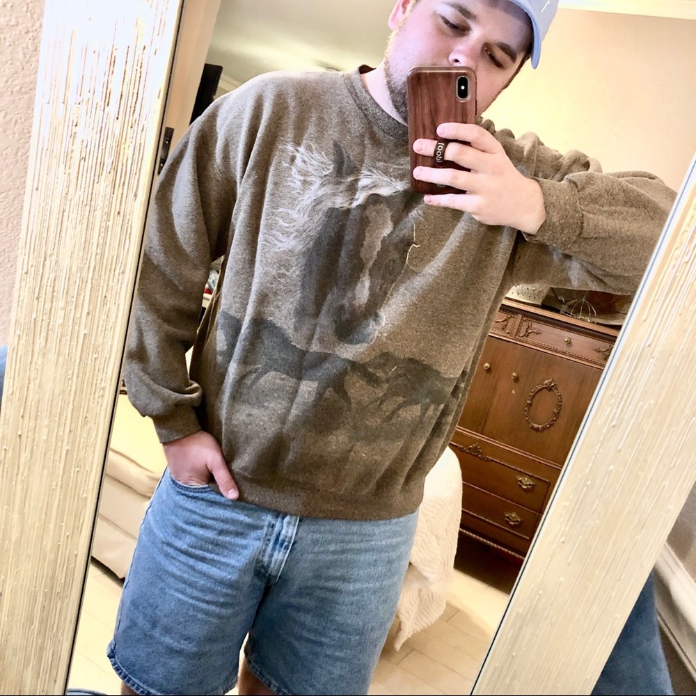 Vintage Lee HORSES IN THE BACK dad sweater. 🤠